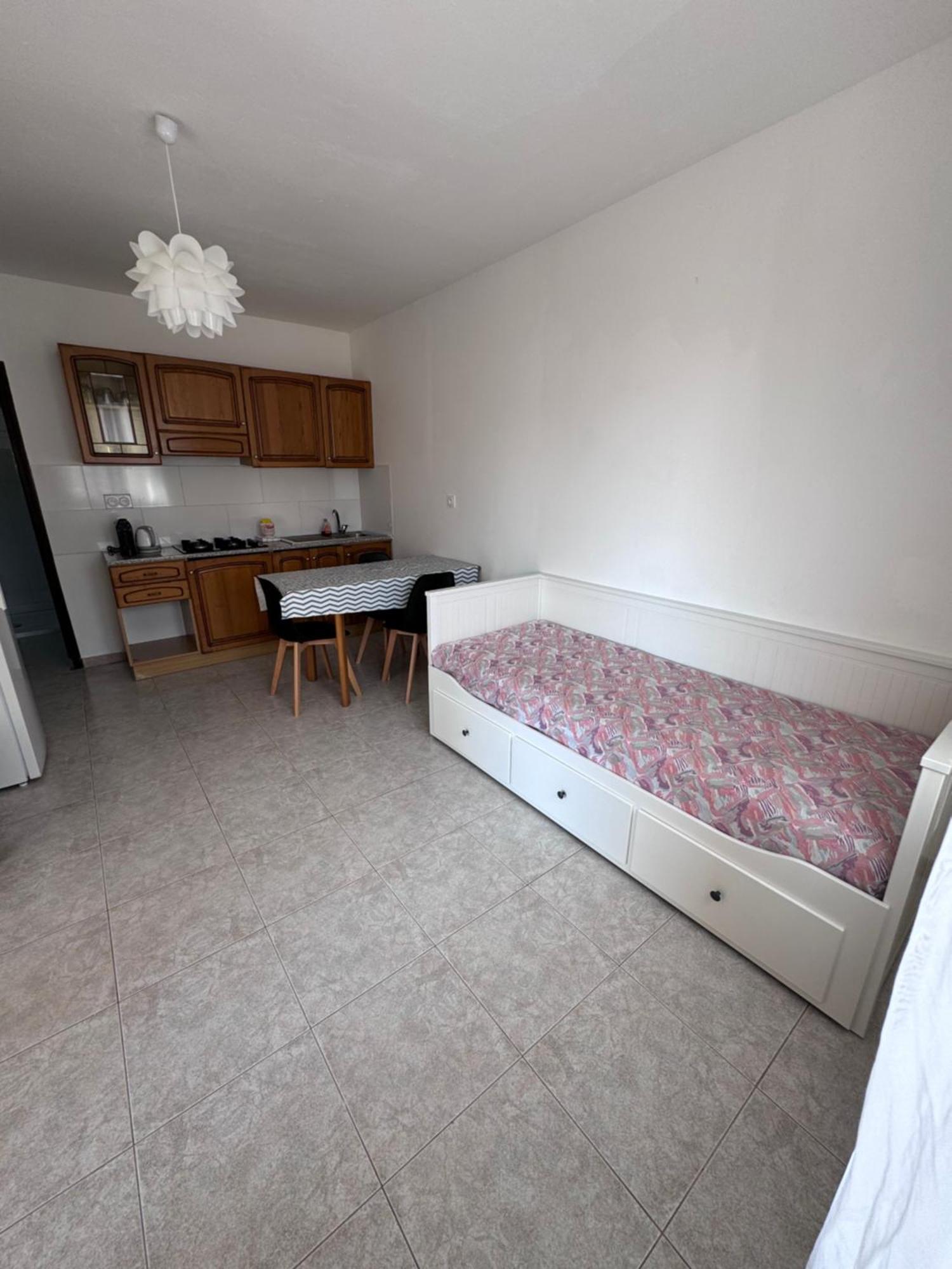 Residences Anna Centuri Bagian luar foto